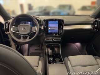 Volvo XC40 2,0 B3 FWD Plus Black Ed 2025