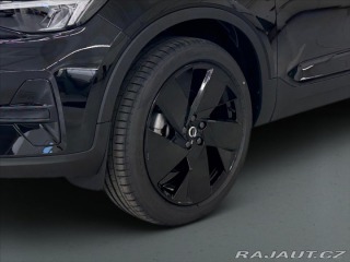 Volvo XC40 2,0 B3 FWD Plus Black Ed 2025