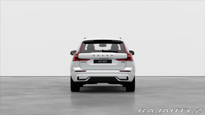 Volvo XC60 2,0 B5 AWD Plus Black Ed 2025