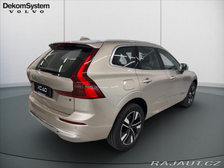 Volvo XC60 2,0 B5 AWD Plus Bright 94 2025