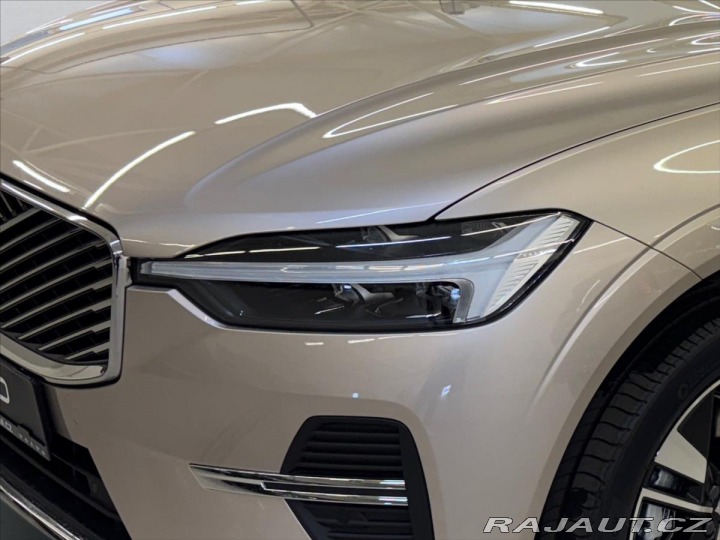 Volvo XC60 2,0 B5 AWD Plus Bright 94 2025