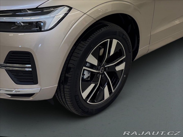 Volvo XC60 2,0 B5 AWD Plus Bright 94 2025