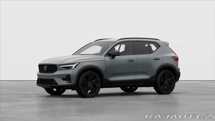 Volvo XC40 2,0 B3 FWD Plus Black Ed 2025
