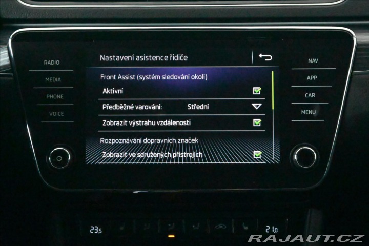 Škoda Superb 2,0 TDI 110 kW*DSG*STYLE* 2020