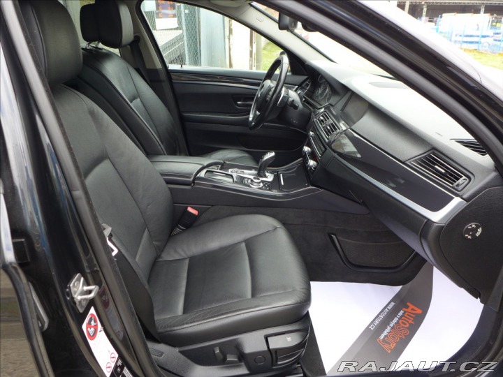 BMW 5 525XD NAVI,PANO,KAMERA,1M 2012