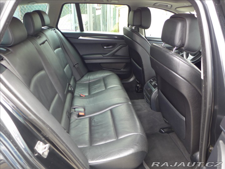 BMW 5 525XD NAVI,PANO,KAMERA,1M 2012