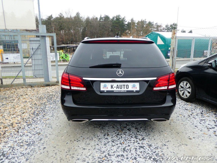 Mercedes-Benz E E220 BlueTec 125kW REZERV 2016