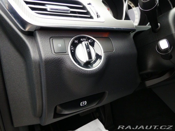 Mercedes-Benz E E220 BlueTec 125kW REZERV 2016