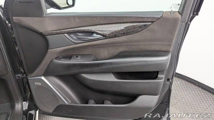 Cadillac Escalade PLATINUM 4WD 2015