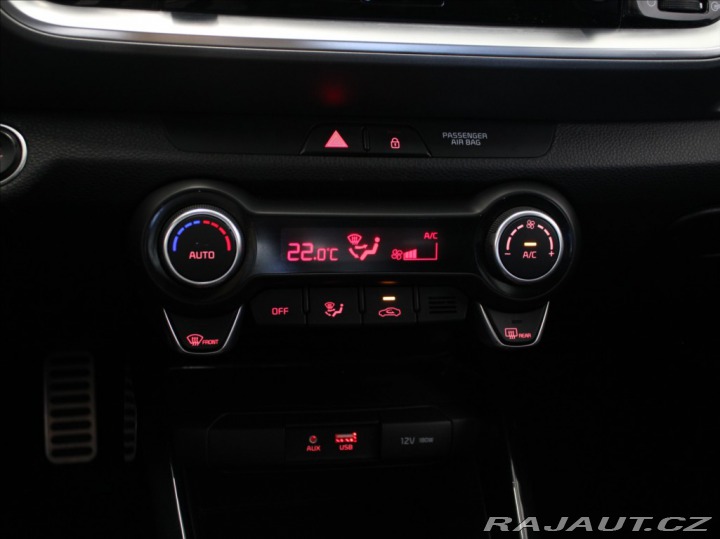 Kia Stonic 1,4 CVVT 73kW Premium 73t 2018