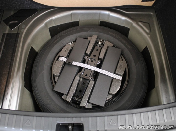 Škoda Scala 1,0 TSi 81kW Style 5L.Zár 2024