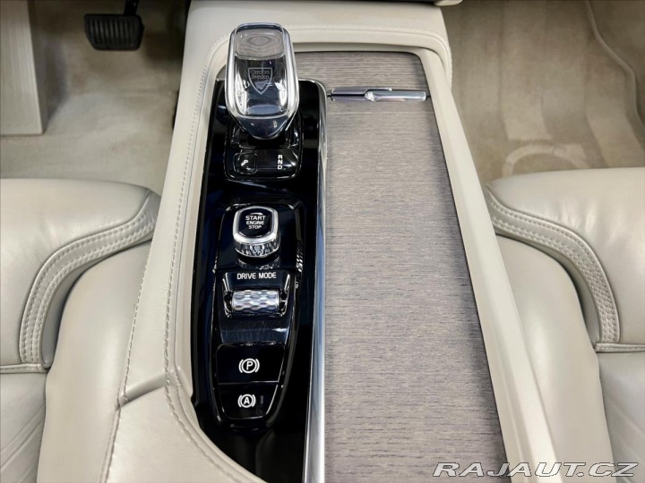 Volvo XC90 B6 AWD INSCRIPTION, PANO, 2020