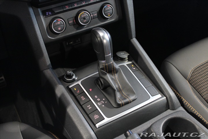 Volkswagen Amarok V6 TDI 4MOTION Highline D 2018