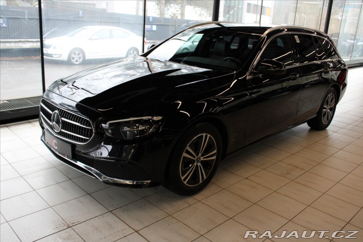 Mercedes-Benz E 220 d 4MATIC kombi 9G Ava 2023