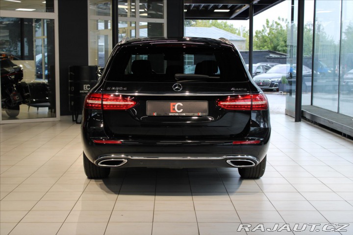 Mercedes-Benz E 220 d 4MATIC kombi 9G Ava 2023