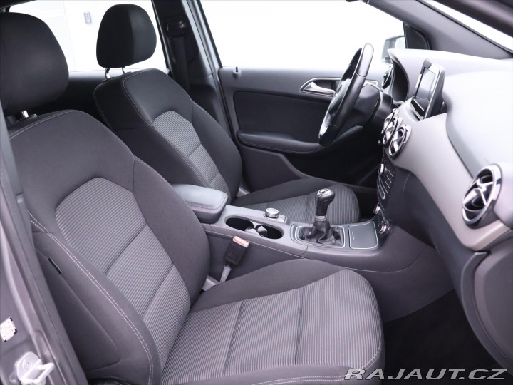 Mercedes-Benz B 1,5 CDI Style LED navi se 2015