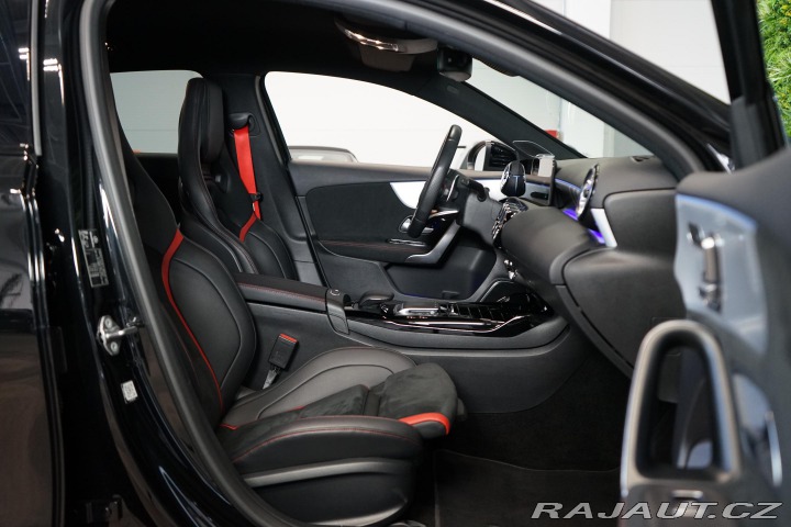 Mercedes-Benz A A35 AMG 4M Záruka Burm 2022