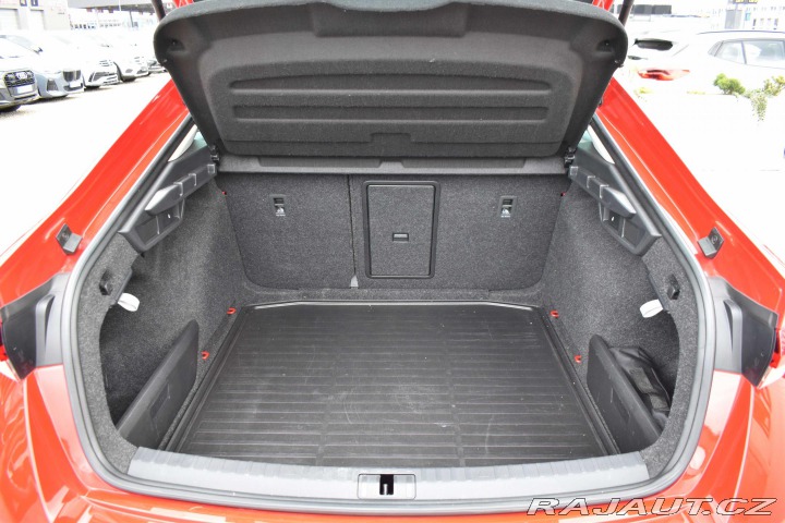 Škoda Octavia 1.5 TSI REZERVACE 2021