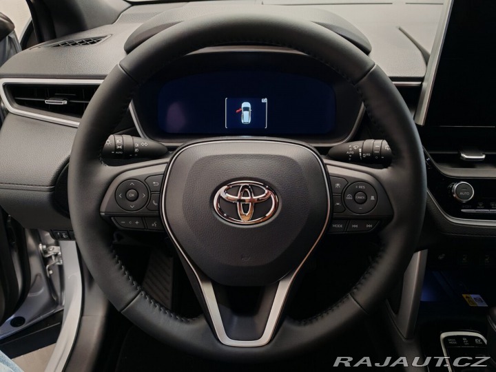 Toyota Corolla Cross 2,0 Hybrid e-CVT Style Te 2025