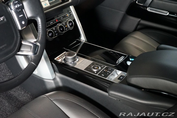 Land Rover Range Rover SDV8 Vogue Pano HUD Nez.T 2015