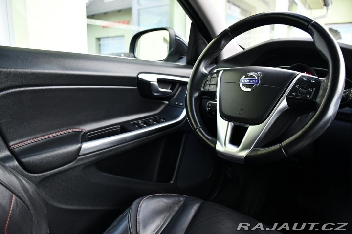 Volvo V60 2,0D NAVI 2016