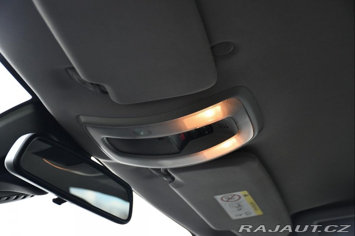 Volvo V60 2,0D NAVI REZERVACE 2016