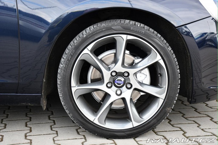 Volvo V60 2,0D NAVI 2016