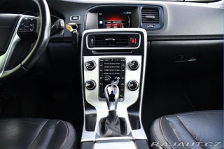 Volvo V60 2,0D NAVI 2016