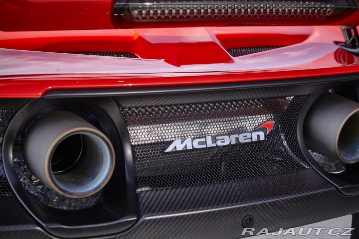 McLaren 675LT 2015