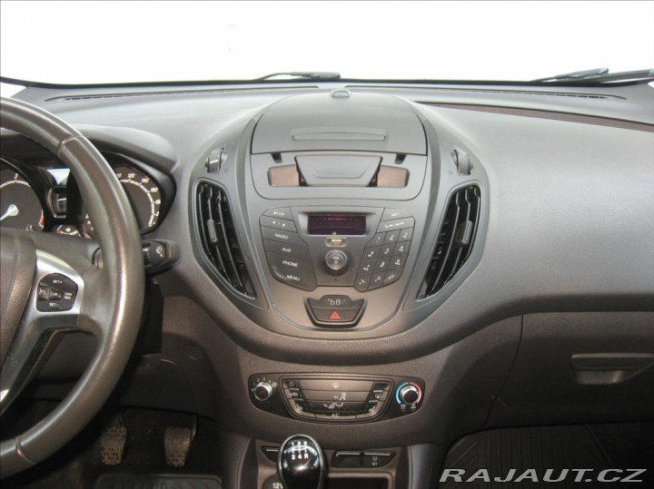 Ford Tourneo Courier 1,6 TDCI 95PS Trend 2015