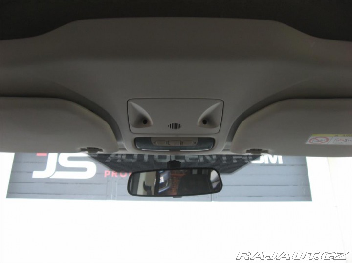 Ford Tourneo Courier 1,6 TDCI 95PS Trend 2015