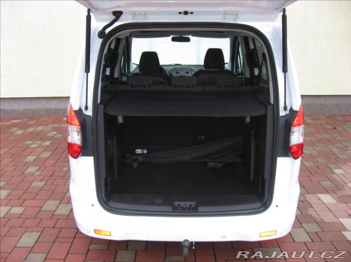 Ford Tourneo Courier 1,6 TDCI 95PS Trend 2015