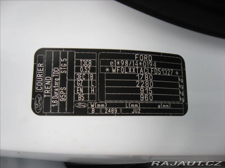 Ford Tourneo Courier 1,6 TDCI 95PS Trend 2015