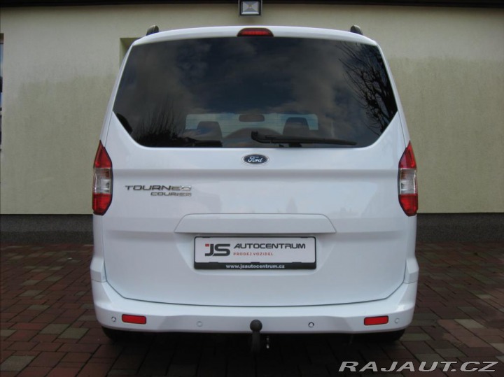 Ford Tourneo Courier 1,6 TDCI 95PS Trend 2015
