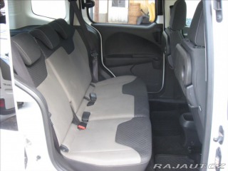 Ford Tourneo Courier 1,6 TDCI 95PS  Trend 2015