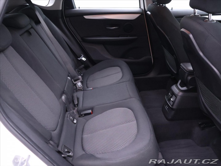 BMW 2 1,5 218i ADVANTAGE CZ Xen 2019