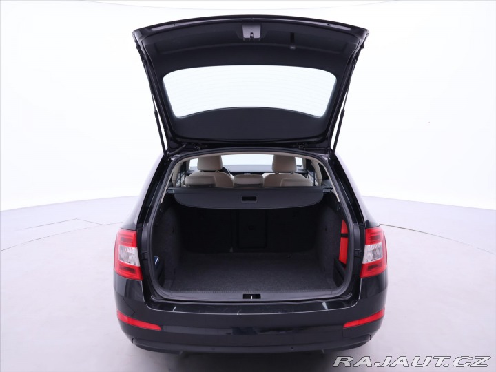 Škoda Octavia 1,6 TDI 77kW CZ DSG Tempo 2013
