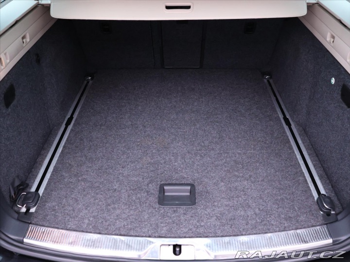 Škoda Superb 2,0 TDI 125kW DSG Eleganc 2013