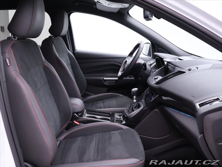 Ford Kuga 1,5 Ecoboost ST-line Temp 2018