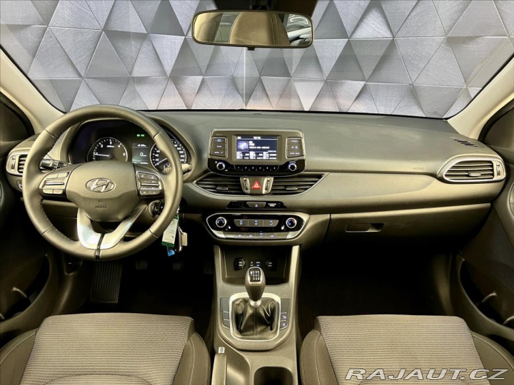 Hyundai i30 1,6 CRDi ENTRY KOMBI, TEM 2018