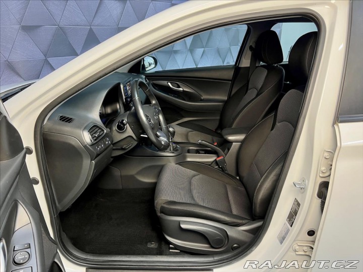 Hyundai i30 1,6 CRDi ENTRY KOMBI, TEM 2018