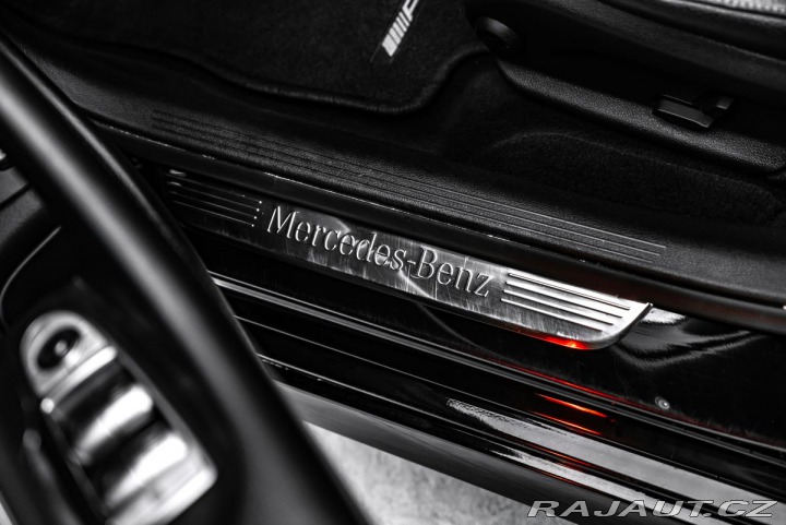 Mercedes-Benz E d 4MATIC AMG Navi LED 2018
