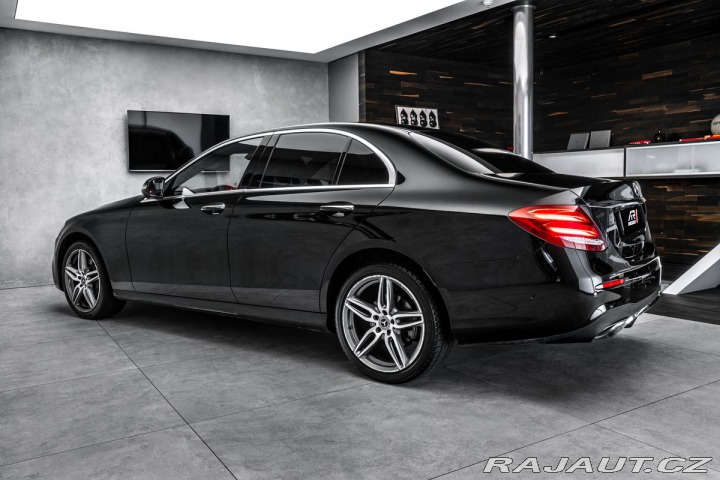 Mercedes-Benz E d 4MATIC AMG Navi LED 2018