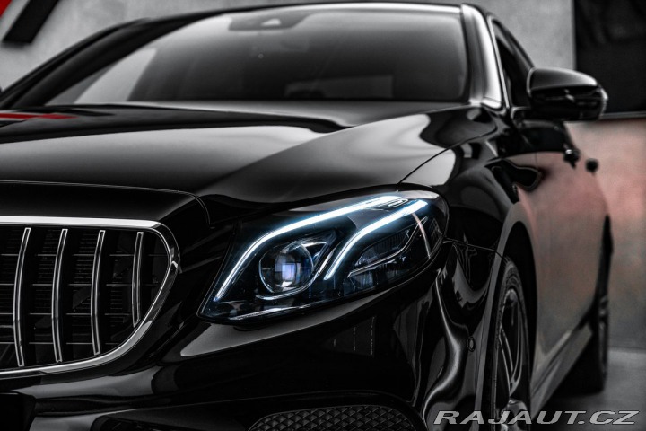 Mercedes-Benz E d 4MATIC AMG Navi LED 2018