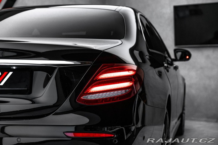 Mercedes-Benz E d 4MATIC AMG Navi LED 2018
