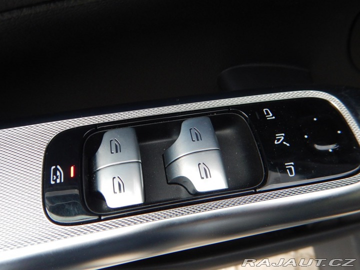 Mercedes-Benz GLC 220 D 4MATIC, ČR 2024