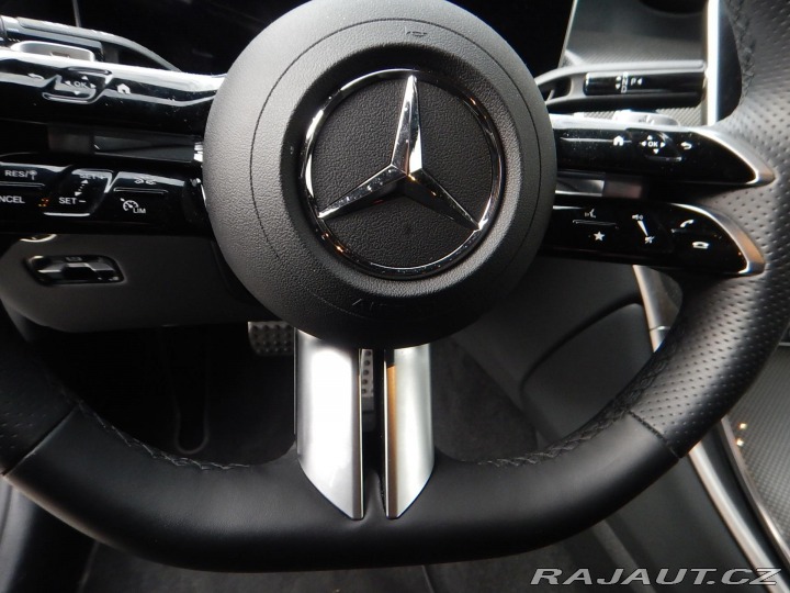 Mercedes-Benz GLC 220 D 4MATIC, ČR 2024