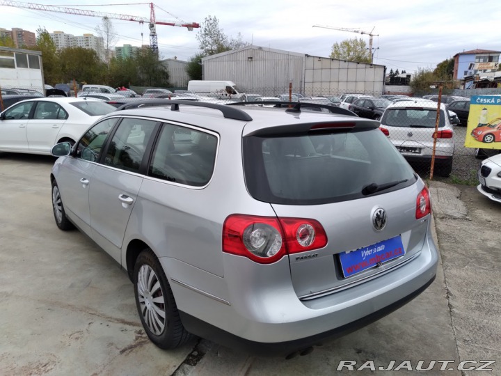 Volkswagen Passat Variant 2.0 TDI DSG COMFO 2010