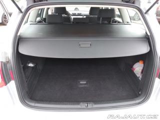 Volkswagen Passat Variant 2.0 TDI DSG COMFO 2010