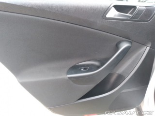 Volkswagen Passat Variant 2.0 TDI DSG COMFO 2010